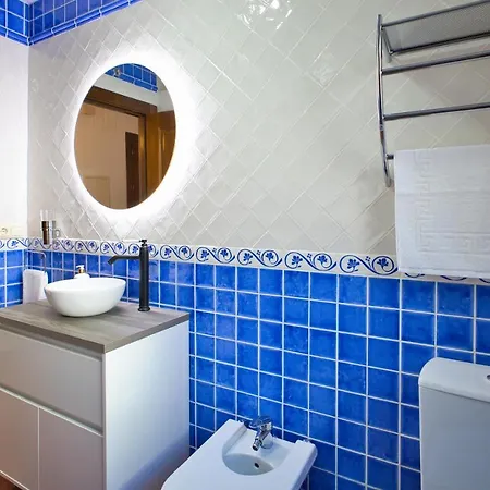 Insight, Mirador San Nicolas, Parking Included Apartment *