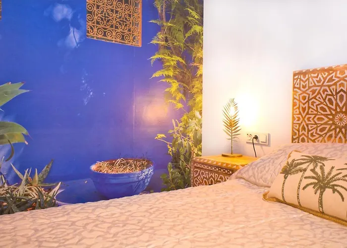 Le Grand Sultan 1492, Mirador San Nicolas, Parking Included *