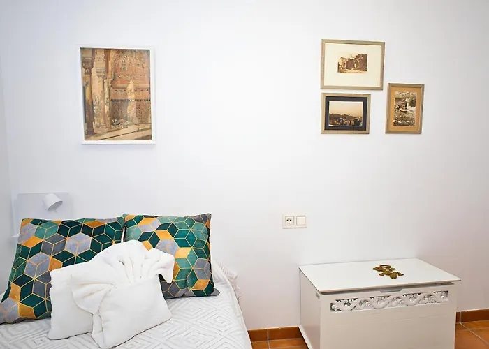 Le Grand Sultan 1492, Mirador San Nicolas, Parking Included 度假居