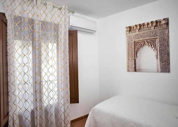 Le Grand Sultan 1492, Mirador San Nicolas, Parking Included